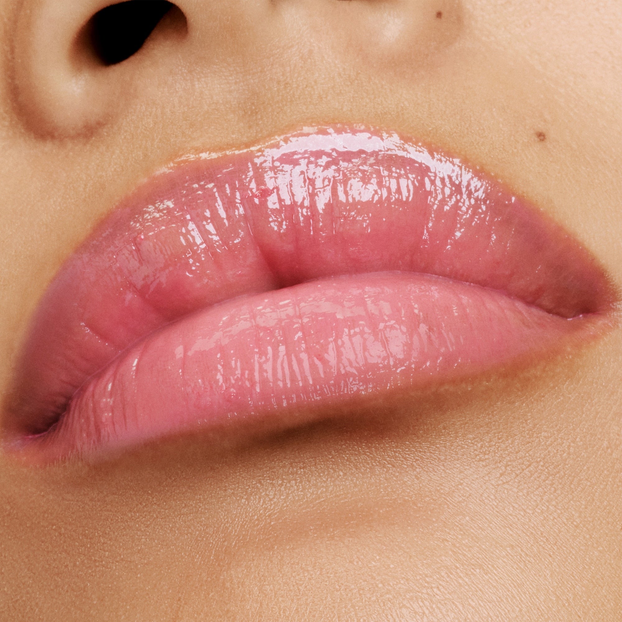 Soleil Summer Lip Balm, 2.8 g, 1 Rendezvous, 1, Model, medium