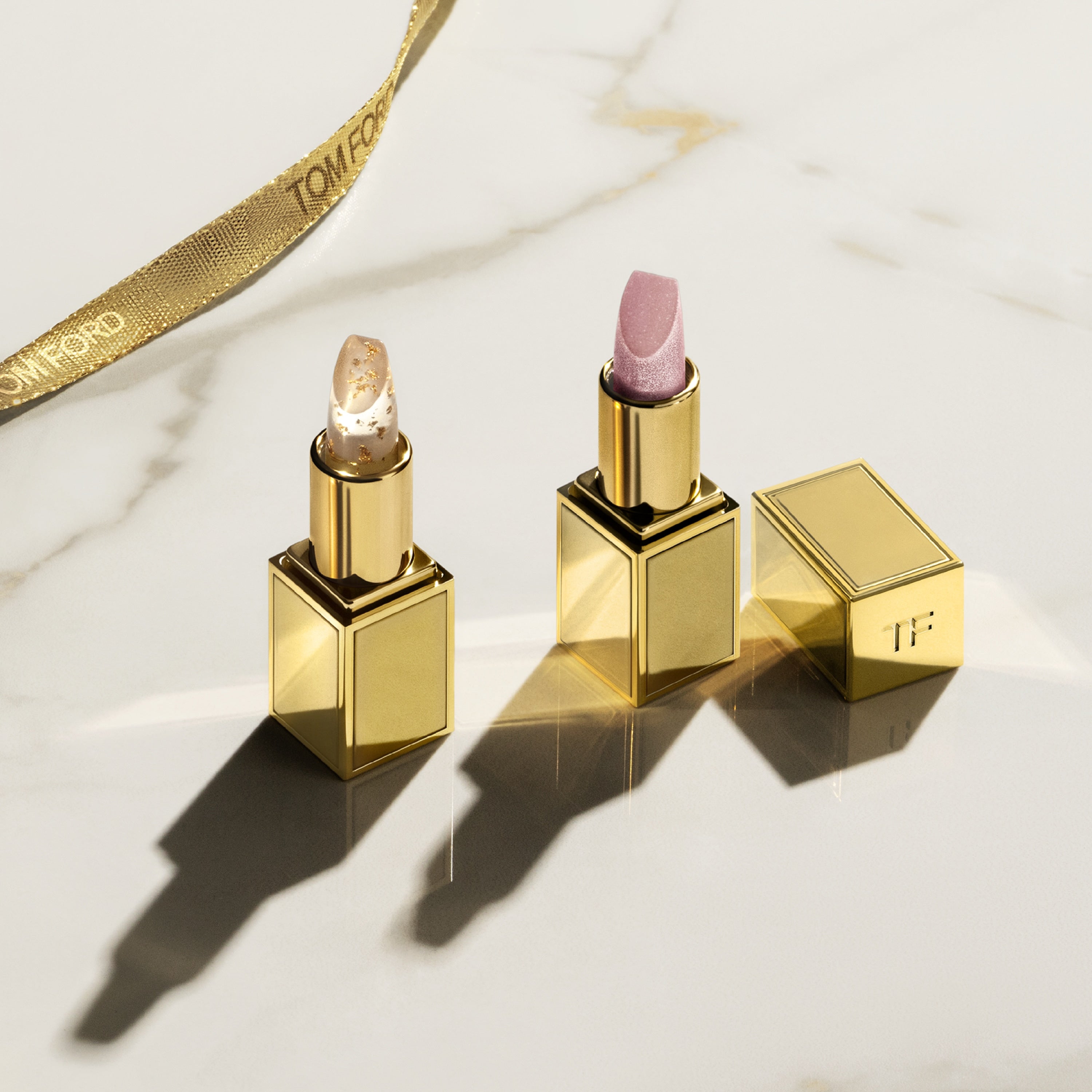 Sunlit Rose Lip Balm Clutch Size | TOM FORD BEAUTY