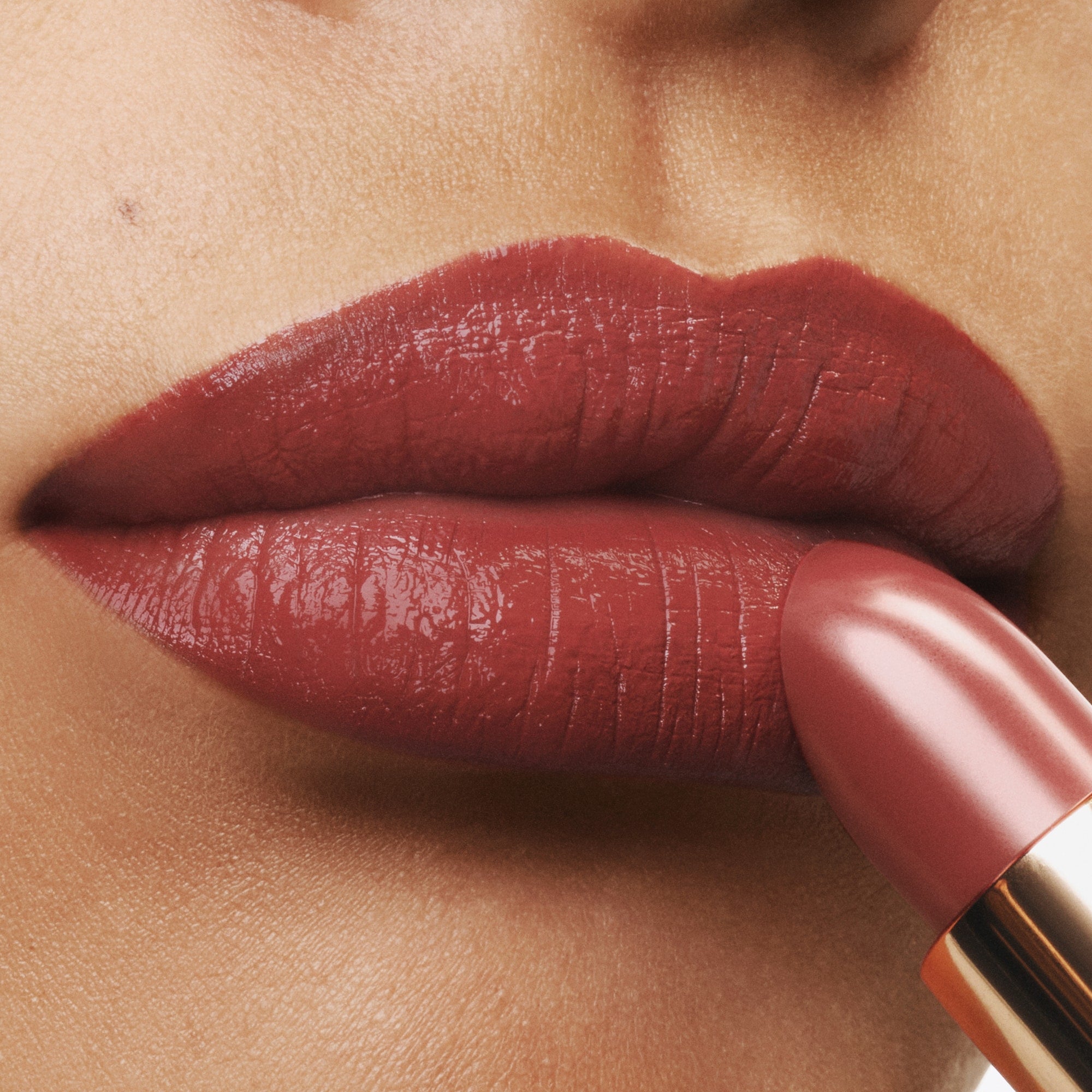 Runway Lip Color, 3.5 g, N2 Dolce, N2, Model, medium