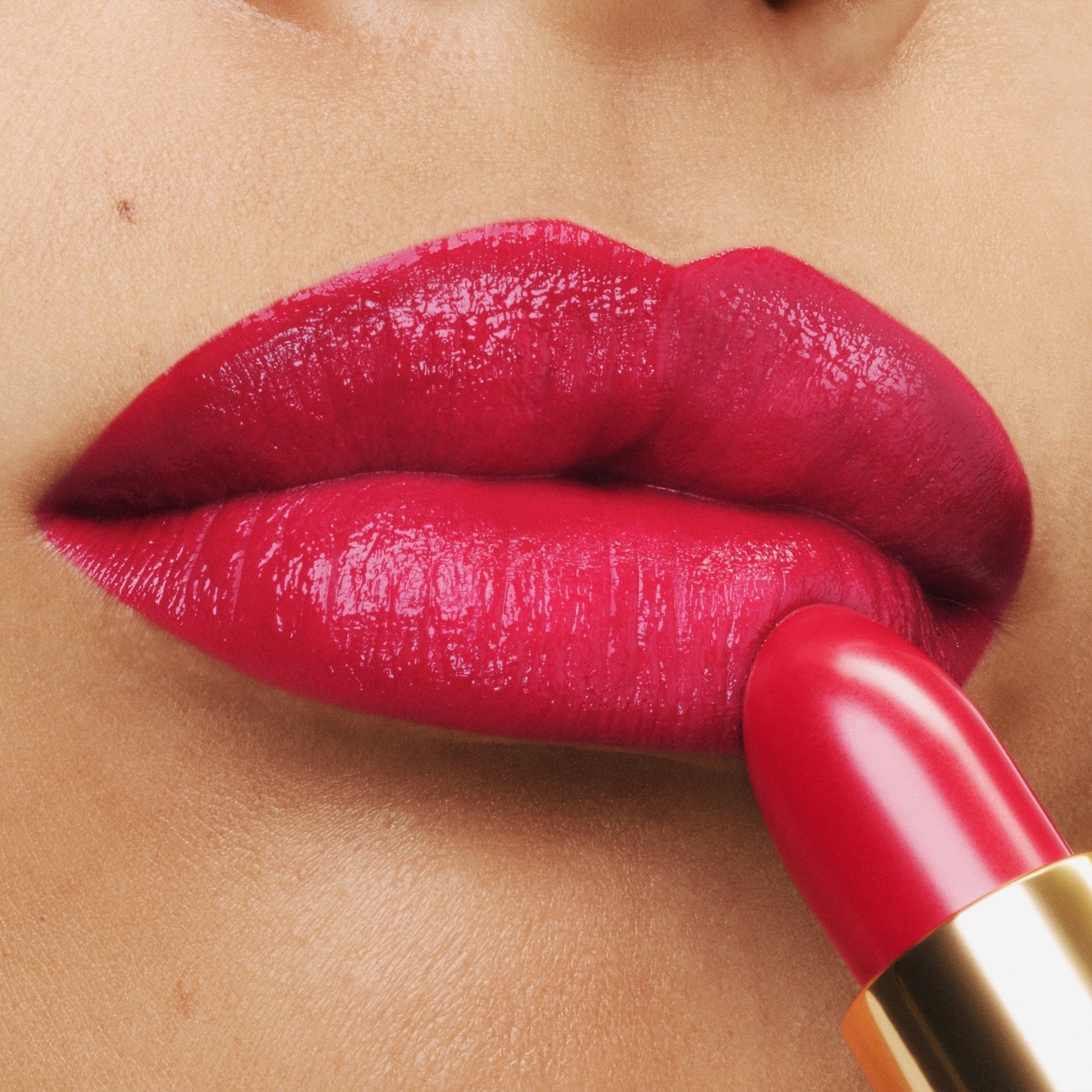Runway Lip Color, 3.5 g, 10 Cherry Lush, 10, Model, medium