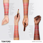 Runway Lip Stylo Matte, 2.0 g, 16 Scarlet Rouge, 16, Model