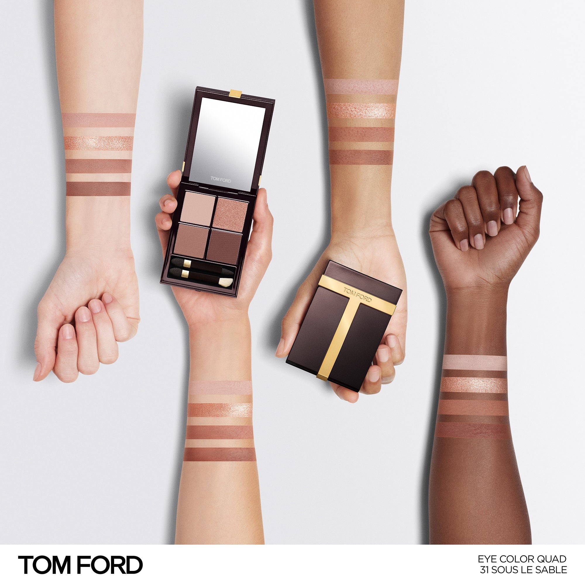 Runway Eye Color Quad Poudre, 11.0 g, 31 Sous Le Sable, 31, Model