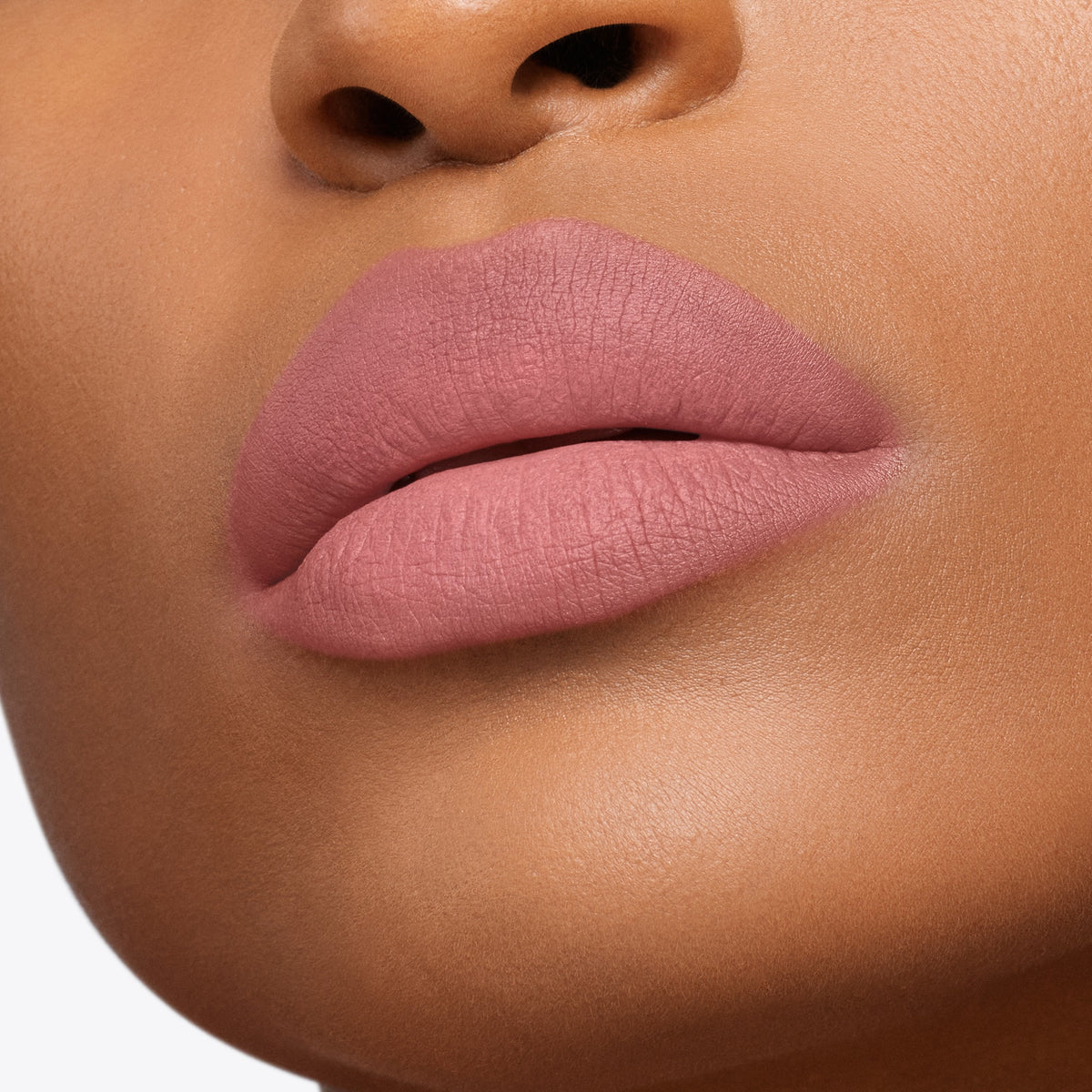 Runway Liquid Lip Color Matte, 6.0 ml, 130 Rose Dusk, 130, Model, deep