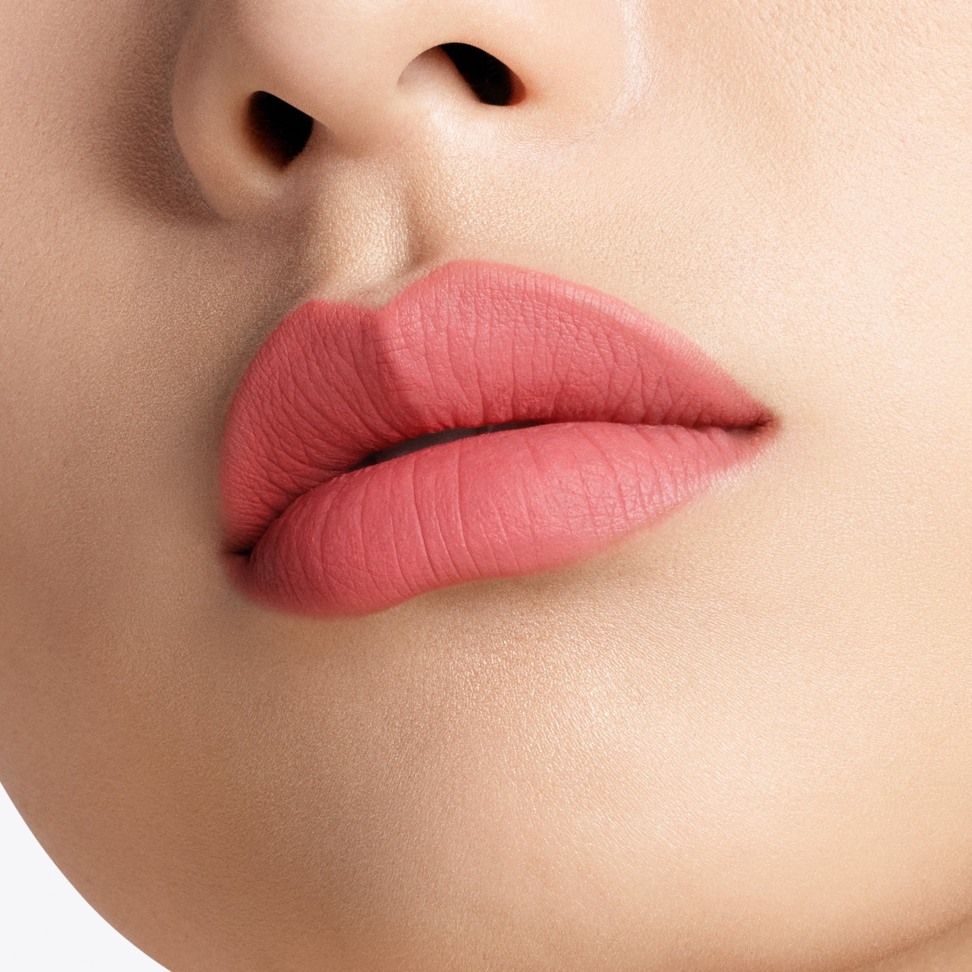 Runway Liquid Lip Color Matte, 6.0 ml, 134 Coral Honey, 134, Model, light