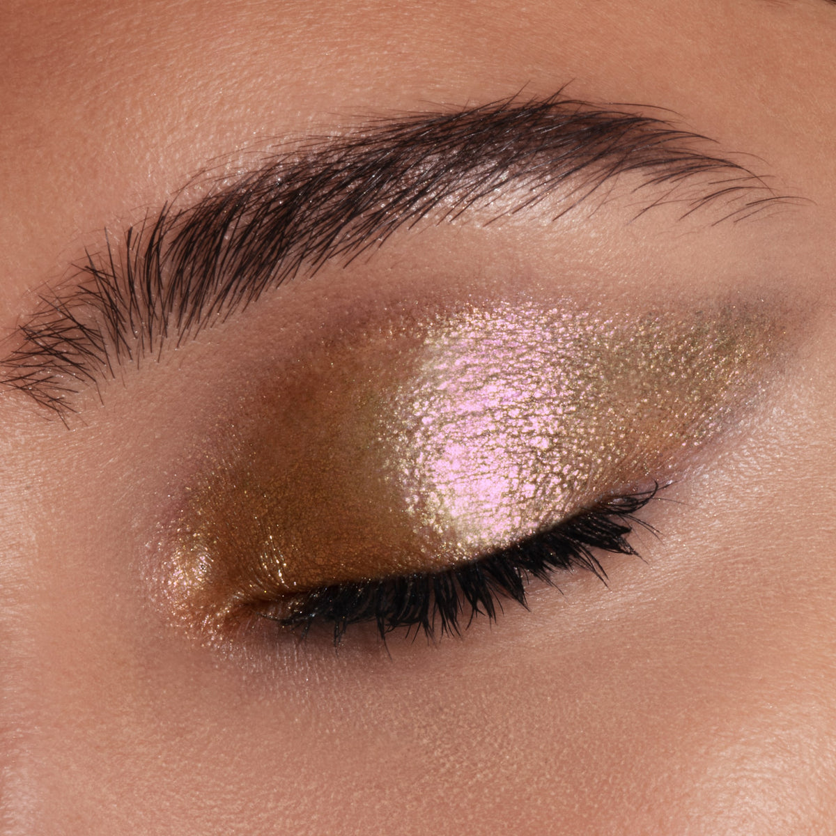 Runway Eye Color Stylo, 1.5 g, 103 Rose Applique, 103, Model, medium