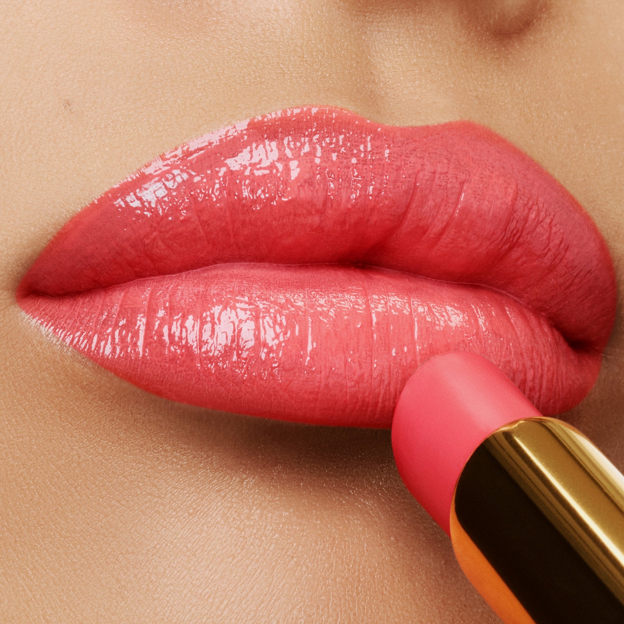 Soleil Summer Ultra-Shine Lip Color, 3.3 g, 39 Pink Buff, 39, Model, medium