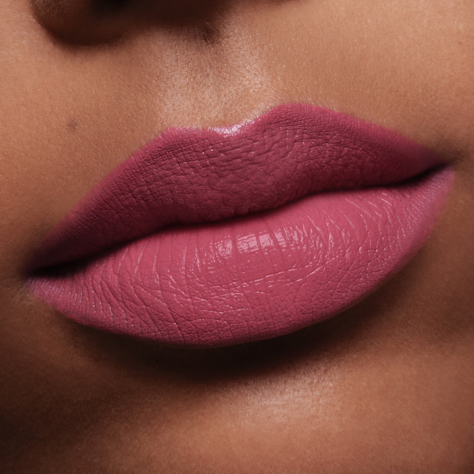 Fucking Fabulous Lip Color, 3.2 g, F3 Pink, F3, Model, medium