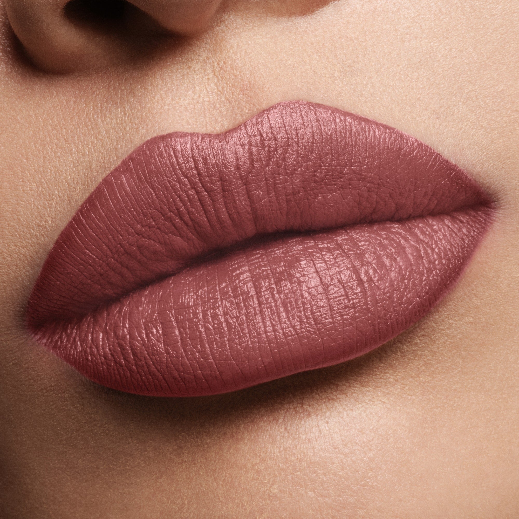 Fucking Fabulous Lip Color, 3.2 g, F5 Rose, F5, Model, light