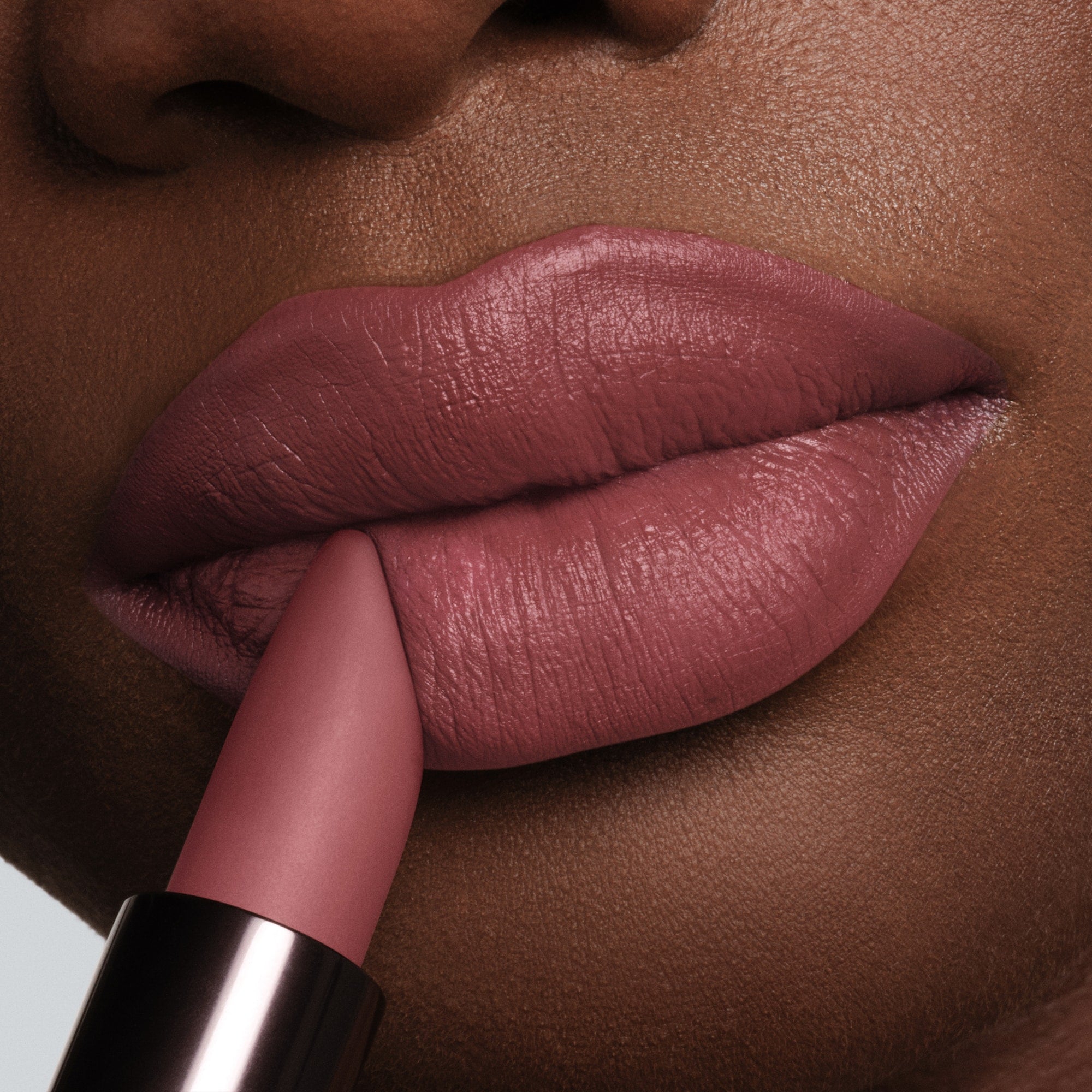 Fucking Fabulous Lip Color, 3.2 g, F5 Rose, F5, Model, deep