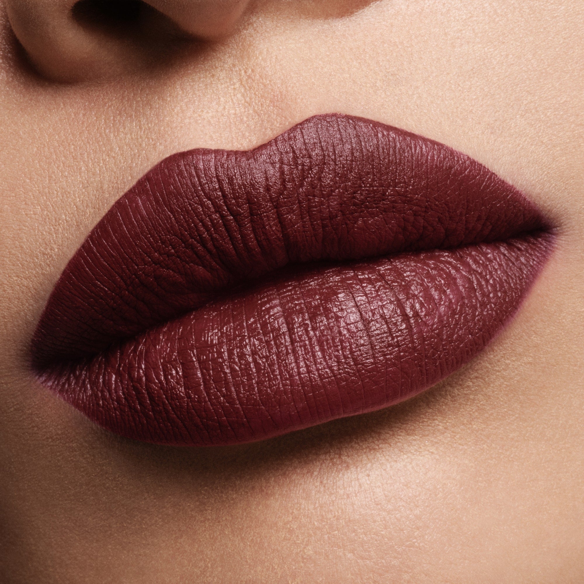 Fucking Fabulous Lip Color, 3.2 g, F10 Mocha, F10, Model, light