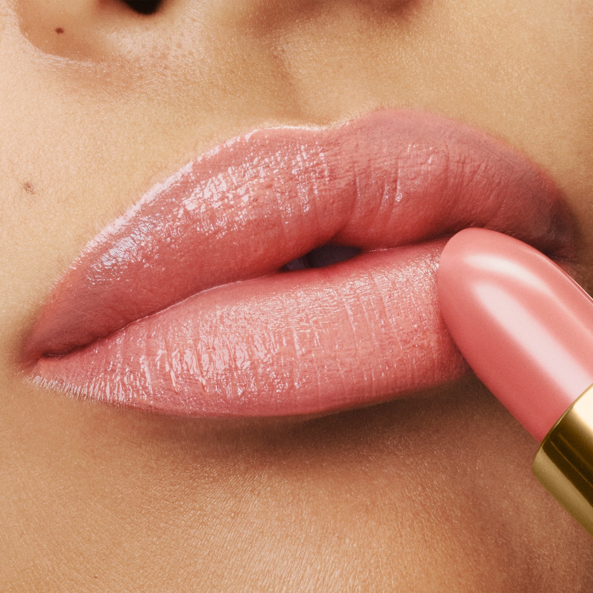 Runway Lip Color, 3.5 g, 13 Slip, 13, Model, medium