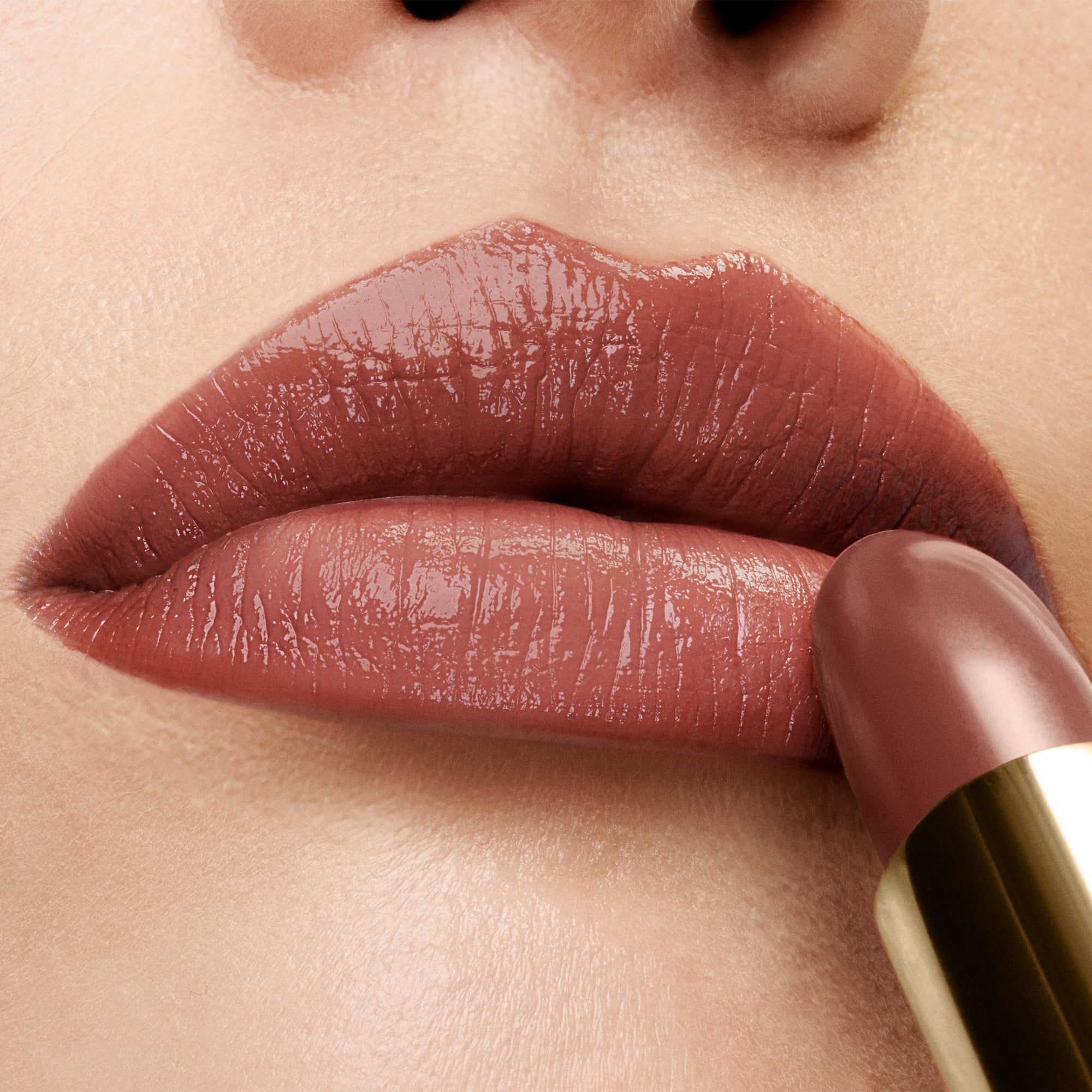 Runway Lip Color, 3.5 g, 17 Understated, 17, Model, light
