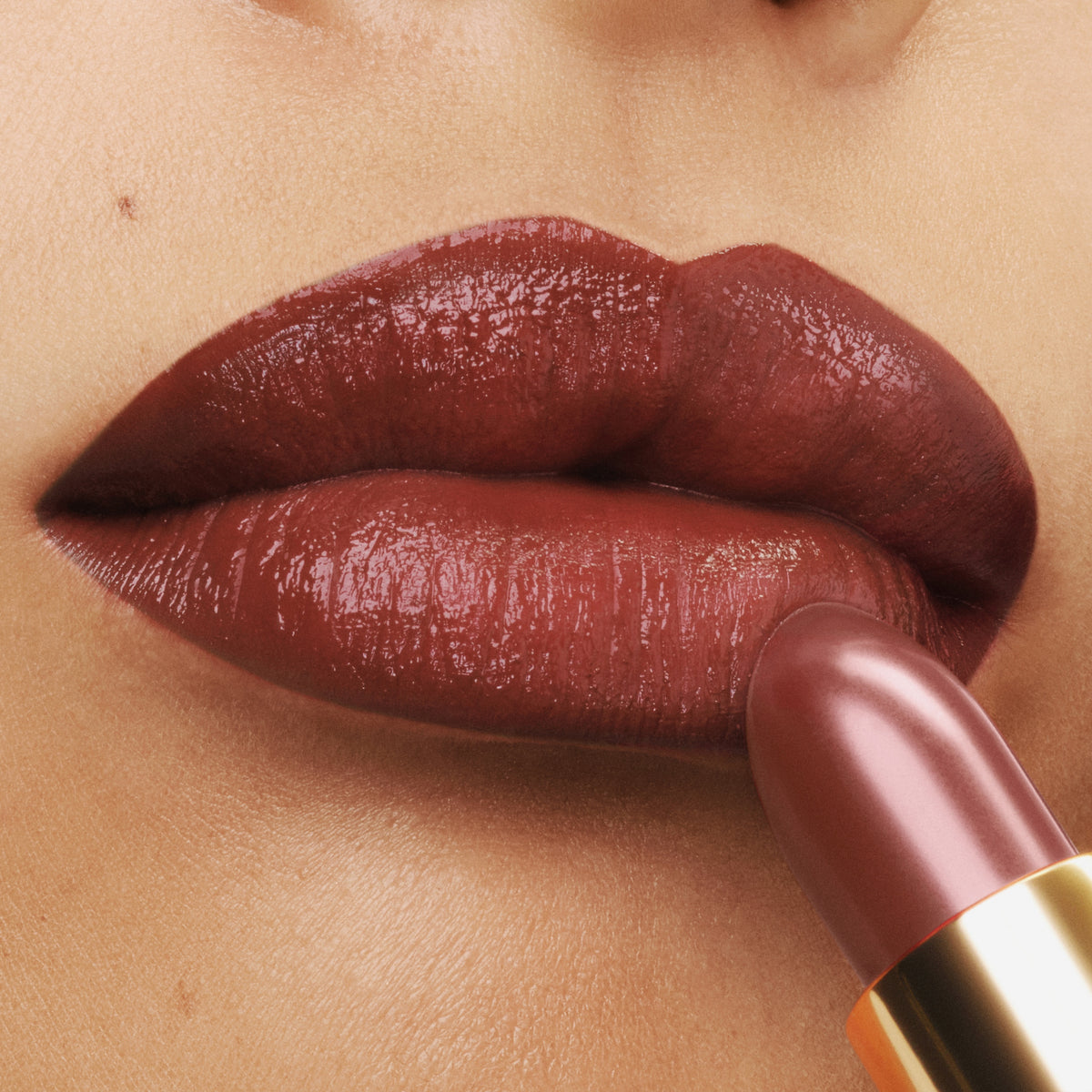 Runway Lip Color, 3.5 g, 34 Irrepressible, 34, Model, medium