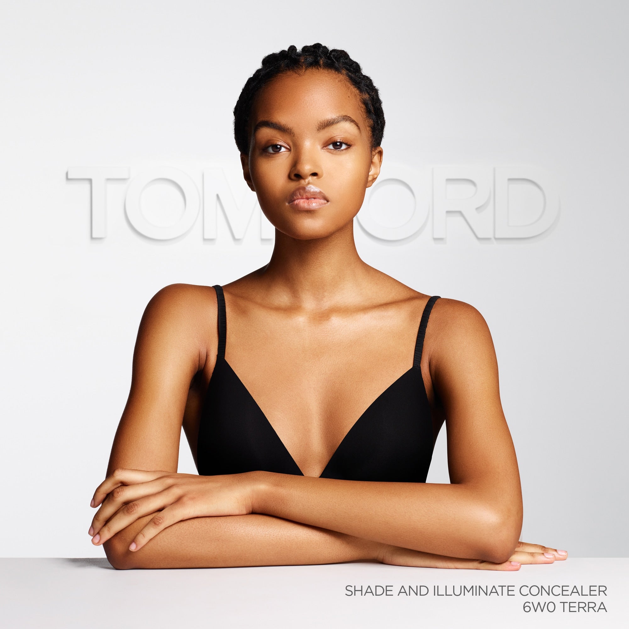 Shade and Illuminate Concealer, 5.4 ml, 6W0 Terra, 6W0, Model, medium